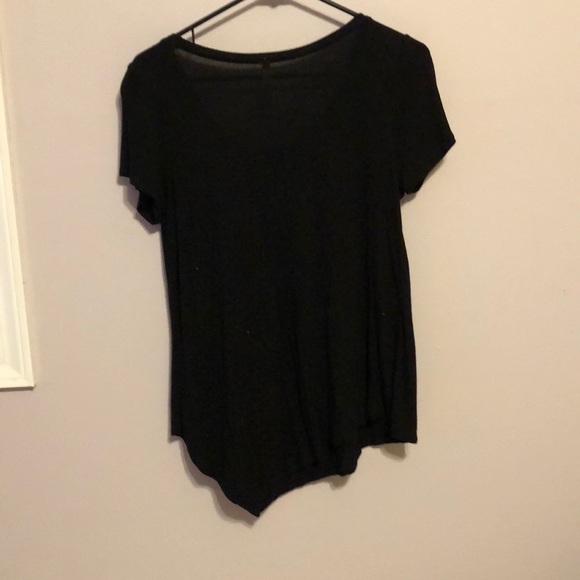 Asymmetrical black tee - Picture 2 of 2